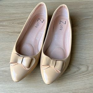 Nude flats
